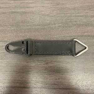 ALTERIOR - Leather Key Clip - Black